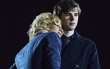 Bates Motel renouvelée pour deux saisons supplémentaires ! Bates Motel renouvelée pour deux saisons supplémentaires !