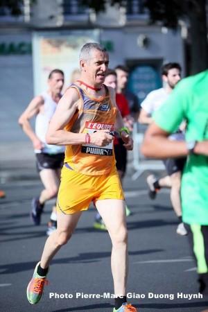 Test debardeur Running Homme Kiprace + Short Kiprun Orange Bleue Test debardeur Running Homme Kiprace + Short Kiprun Orange Bleue