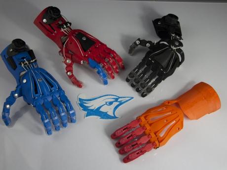 Fabriquer des « prothèses » de main via l’impression 3D, le défi d’Enable