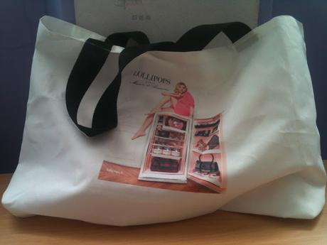 Objets tendances êtes vous connecté ? http://tartinemascara.blogspot.com/2015/06/objets-tendances-etes-vous-connecte.html