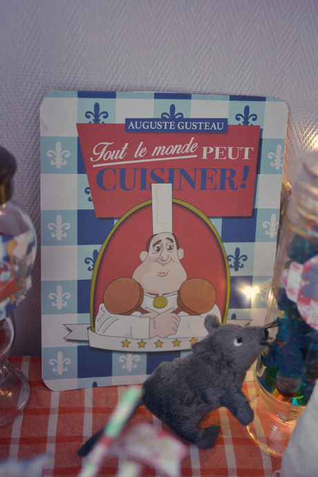 comment faire une sweet table d'anniversaire. Conseils déco et recettes pour une sweet table Ratatouille de Disney. Ratatouille birthday, Ratatouille party, anniversaire thème Ratatouille; recette tarte citron meringuée facile sans beurre, layer cake Kinder Bueno Nutella comment faire une sweet table d'anniversaire. Conseils déco et recettes pour une sweet table Ratatouille de Disney. Ratatouille birthday, Ratatouille party, anniversaire thème Ratatouille; recette tarte citron meringuée facile sans beurre, layer cake Kinder Bueno Nutella