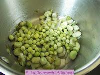 Les premiers petits pois et fèves de mon jardin !