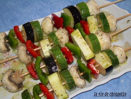 BROCHETTES DE LIEU ET LEGUMES brochettes legumes