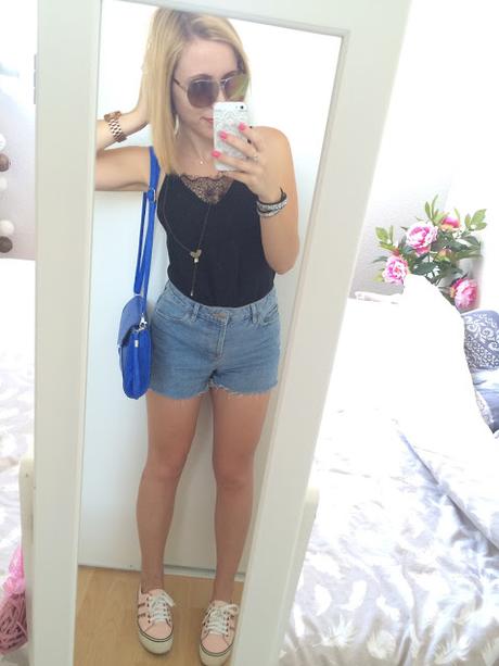 TENUE DU JOUR - High waist & lace TENUE DU JOUR - High waist & lace