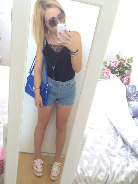 TENUE DU JOUR - High waist & lace TENUE DU JOUR - High waist & lace
