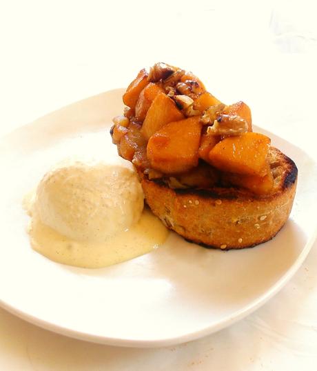 Bruschetta façon tarte tatin bruschetta tarte tatin aux noix 2