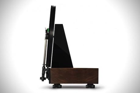 MUSIC : La platine à vinyle verticale ! verticalrecordturtable3-640x426