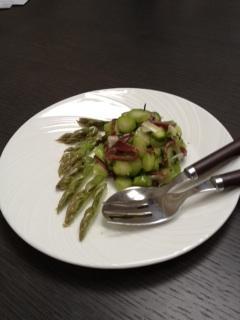 Une entrée qui change : les asperges en tartare LE TARTARE D’ASPERGES C’EST FRAIS