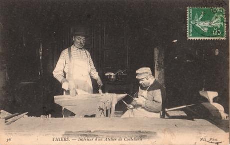 1909 - Deux ouvriers couteliers à Thiers