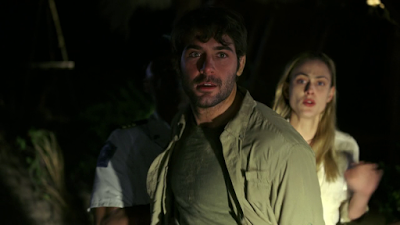 Les critiques // Zoo : Saison 1. Episode 1. First Blood. Les critiques // Zoo : Saison 1. Episode 1. First Blood.