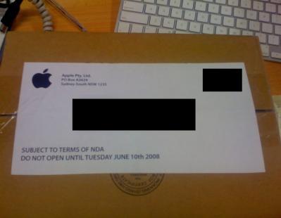 iPhone 2 3G australie carton confidentiel