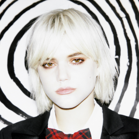 Soko - My Dreams Dictate My Reality