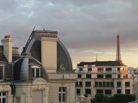 La terrasse d'été du Warwick Champs Elysées