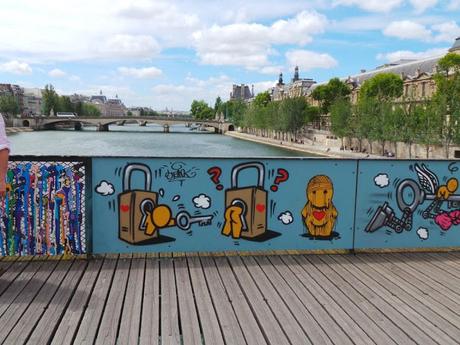 Le Pont des Arts en mode Street-Art