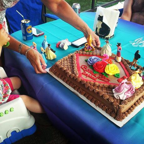 Mini Radieuse 2 ans: un Beach Party de princesses