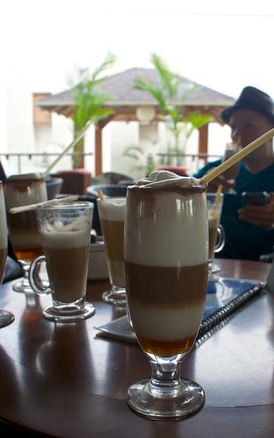 Spanish coffee, I love you ! Spanish coffee, I love you !