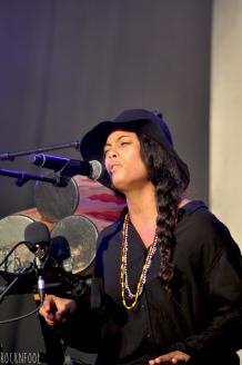 Fnac Live 2015 : Brigitte, Oscar and The Wolf et Ibeyi donnent chaud à l’hôtel de ville