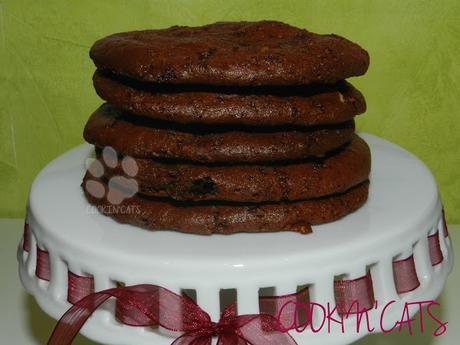 BISCUITS AU CHOCOLAT A LA PUREE D'AMANDE sans lait, sans gluten, sans sucre raffiné