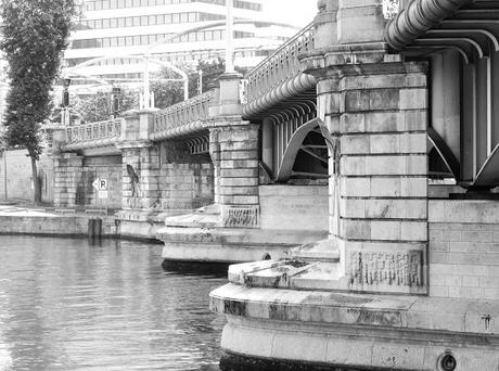 Paris XV ème - Front de Seine et l’Île aux Cygnes