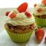 Cliquez ici pour voir  la recette des cupcakes bio aux fraises et chocolat blanc, sans oeuf 