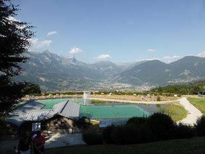 Savoie et Haute Savoie : les pieds dans l'eau après la rando