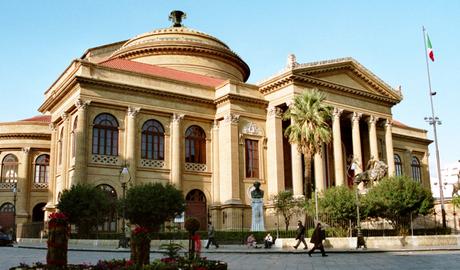 50 things to do in Sicily once in a lifetime teatro massimo