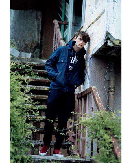UNIFORM EXPERIMENT – F/W 2015 COLLECTION LOOKBOOK UNIFORM EXPERIMENT – F/W 2015 COLLECTION LOOKBOOK