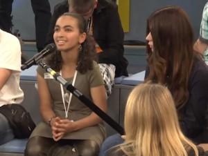 L'Ange Allemand & La Palestinienne en Larmes L'Ange Allemand & La Palestinienne en Larmes