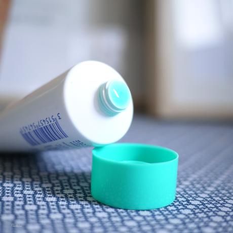 Jambes légères, on test le gel Veino Confort des laboratoires Yves Ponroy. Jambes légères, on test le gel Veino Confort des laboratoires Yves Ponroy.