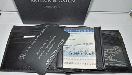 porte-cartes italien Arthur & Aston, test & avis porte-cartes italien Arthur & Aston