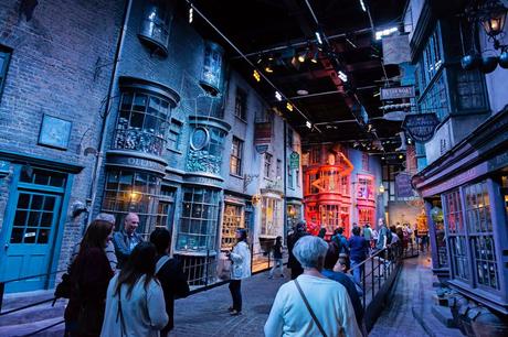 Sur le traces de Harry Potter Superbe balade dans le chemin de traverse