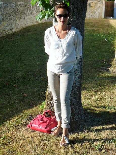 Look Mode Soldes jean beige tâché sud express Look Mode Soldes jean beige tâché sud express