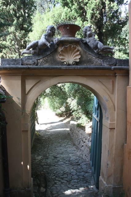 Les jardins des Serres de la Madone, à Menton: une visite magique. Les jardins des Serres de la Madone, à Menton: une visite magique.