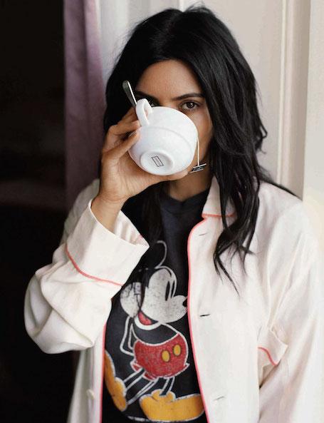 Kim Kardashian sans make-up en couv' du Vogue Espagne... Kim Kardashian sans make-up en couv' du Vogue Espagne...