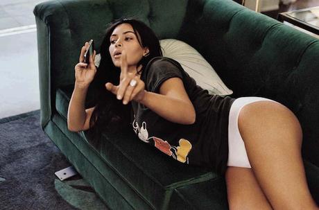 Kim Kardashian sans make-up en couv' du Vogue Espagne... Kim Kardashian sans make-up en couv' du Vogue Espagne...