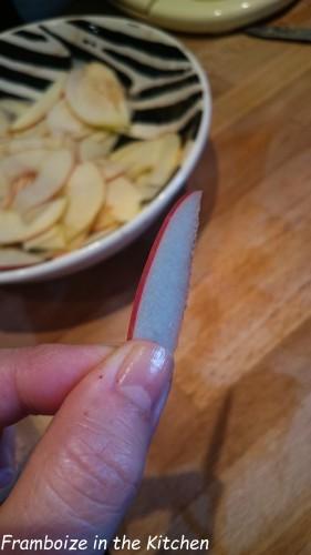 Commentaires sur Roses de pommes, citron, gingembre et confiture de prunes par claude arlette gateau-forme-rose-pomme-prune-framboizeinthekitchen-2