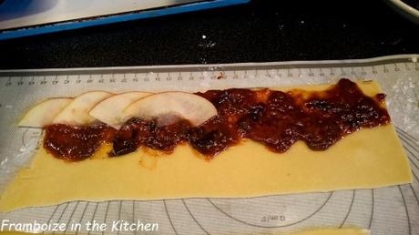 Commentaires sur Roses de pommes, citron, gingembre et confiture de prunes par claude arlette gateau-forme-rose-pomme-prune-framboizeinthekitchen-3