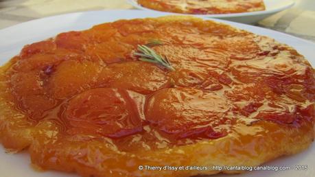Tarte tatin abricots et romarin TARTE TATIN ABRICOT ROMARIN