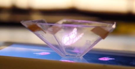 Transformez votre téléphone en un diffuseur d’hologrammes