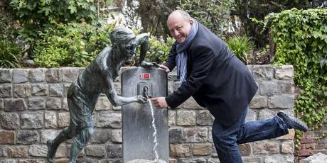 Carl Norac, poète montois artiste ecrivain et poete complice de Mons 2015 Carl Norac, poète montois artiste ecrivain et poete complice de Mons 2015