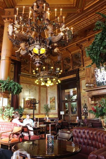 Bruxelles, the place to be en 6 points ! Bruxelles, the place to be en 6 points !