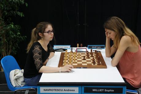 Andreea Navrotescu (2247) 1-0 Sophie Milliet (2382) © Chess & Strategy