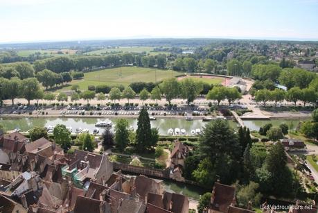 Vue sur les environs depuis le clocher Vue sur les environs depuis le clocher