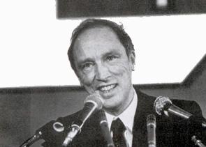 Pierre Eliott Trudeau: Les Dégâts Pierre Eliott Trudeau: Les Dégâts