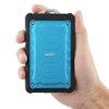 Top 5 des meilleures batterie étanche iPhone 6
Aukey® Batterie Externe étanche, batterie de secours, Power Bank 7500mAh Dustproof Shockproof Waterproof Dual Usb Chargeur de Secours pour iPhone 6, 5S, 5C, 4S, iPad Air, iPad Mini 2/1, iPad 4/3/2/1,Galaxy S4,S3,Note 2 3,Google Nexus 5,4,Google Glass HTC One, Casques Bluetooth, Android / Windows Smartphones / Tablets Bleu