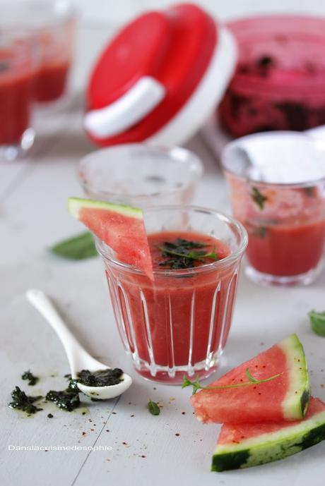 Gaspacho de pastèque & framboise, pesto de menthe Gaspacho de pastèque & framboise, pesto de menthe
