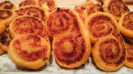 Feuilletés roulés au chorizo, pour l’apéro… feuilletes-chorizo-framboizeinthekitchen-2
