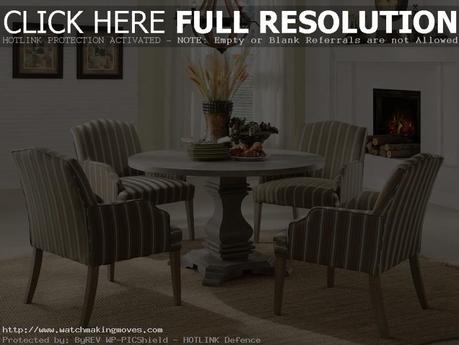 Round Dining Table Decor
