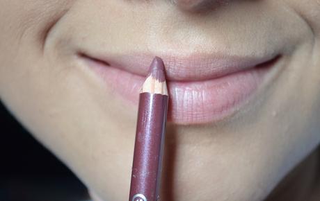 Purple lips Purple lips