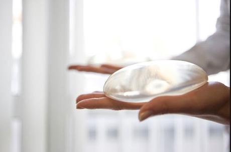 Prothèse mammaire : quels implants choisir pour quel type de poitrine ? Prothèse mammaire